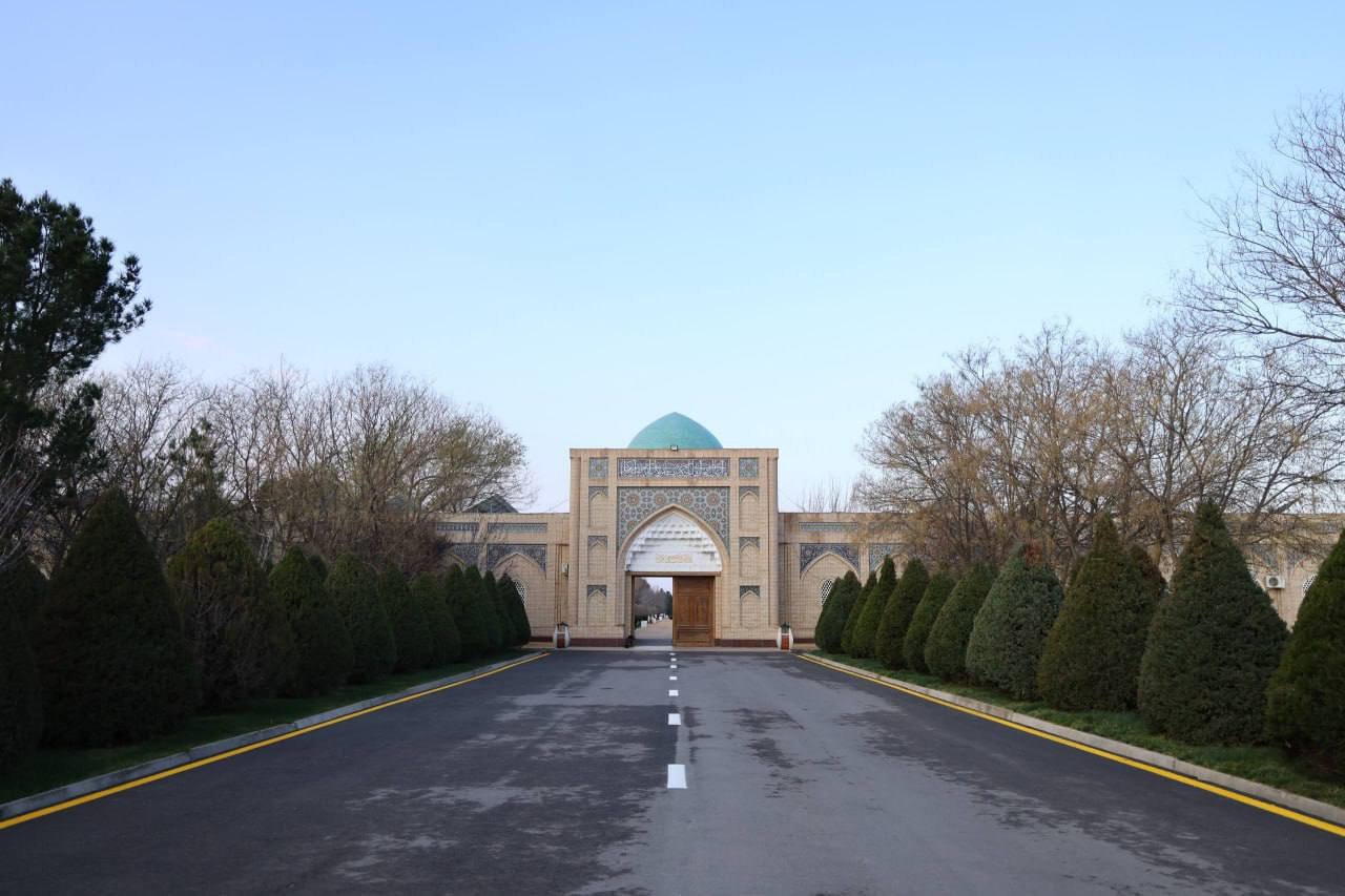 Президент Сурхондарёга ташрифни зиёратдан бошлади Президент Сурхондарёга ташрифни зиёратдан бошлади