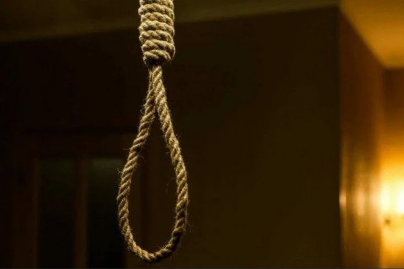 Қашқадарёда 23 ёшли аёл ўзини осиб қўйди