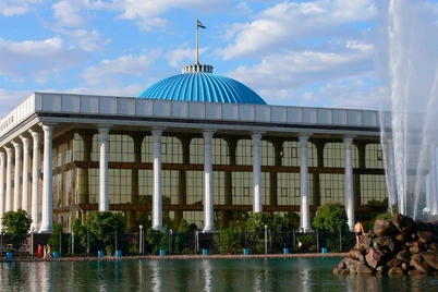 2025 yilgi davlat byudjeti loyihasi muhokamasi boshlandi