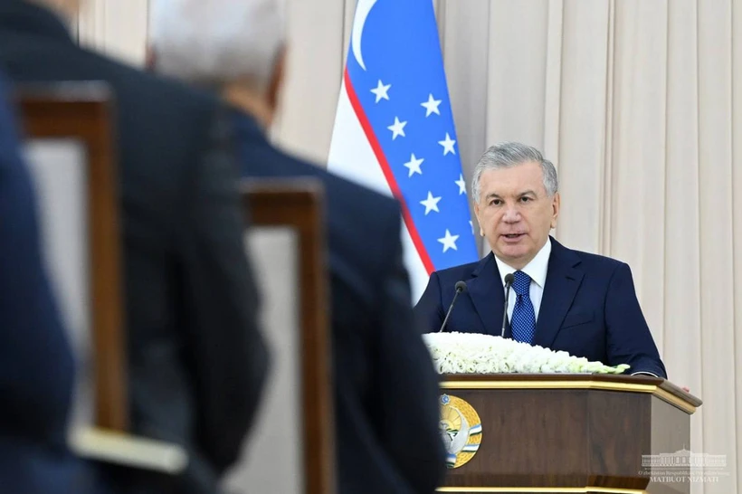 Шавкат Мирзиёев Оҳангаронга боради