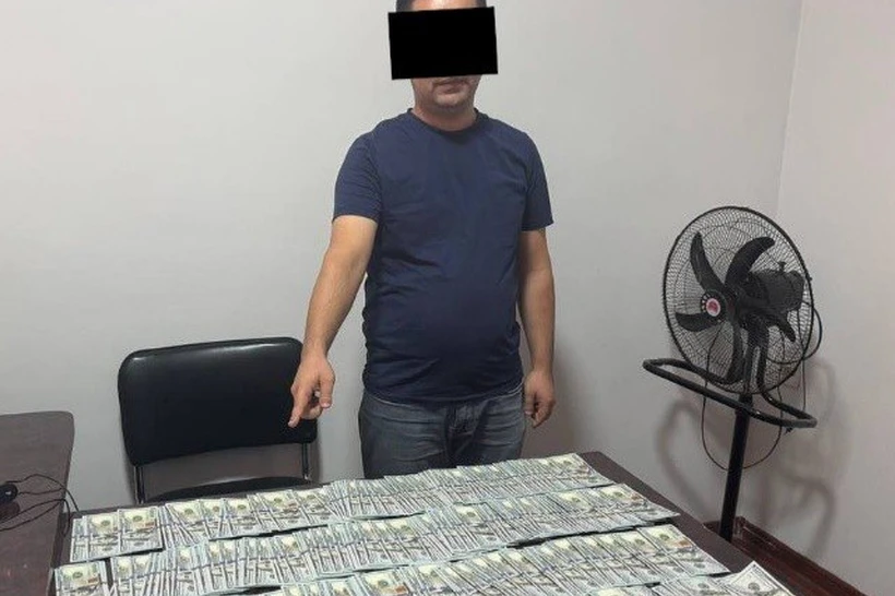 Fargʻonada soliq katta inspektori 30 ming dollar bilan ushlandi