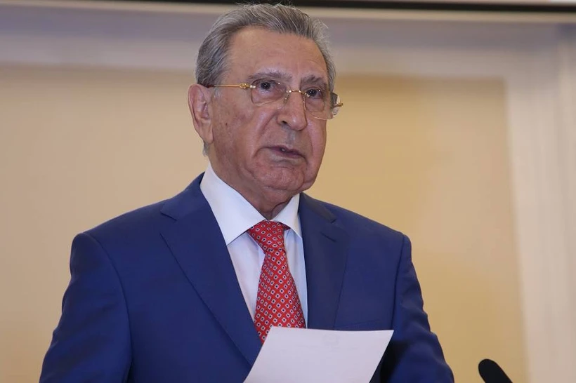 Озарбайжонда Президент Администрацияси собиқ раҳбари қўлга олинди