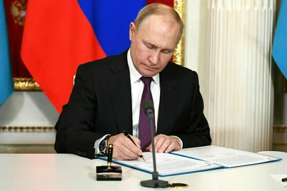 Путин Ўзбекистон бош прокурорини мукофотлади