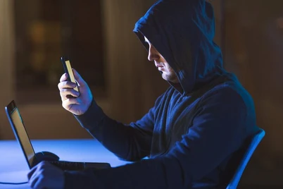 Telefonlarda soxta raqamlarni avtomatik bloklaydigan xizmat ishga tushirildi