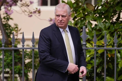 Britaniya qirolining ukasi barcha unvon va imtiyozlardan mahrum etildi