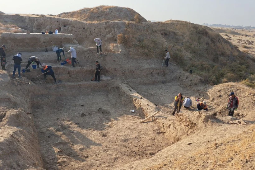 Тошкент вилоятидаги ёдгорликдан қадимий ибодатхона қолдиқлари топилди