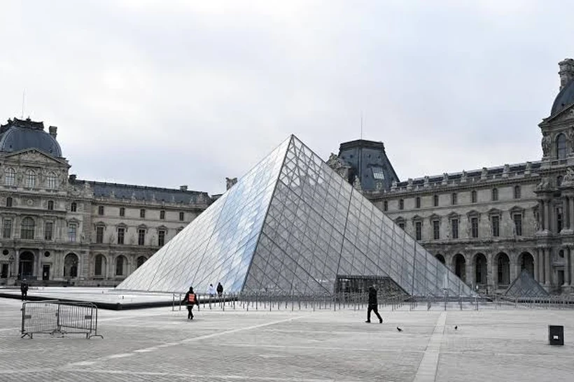 Лувр музейидаги ўғирлик: яна бир ҳайратлантирувчи факт маълум бўлди