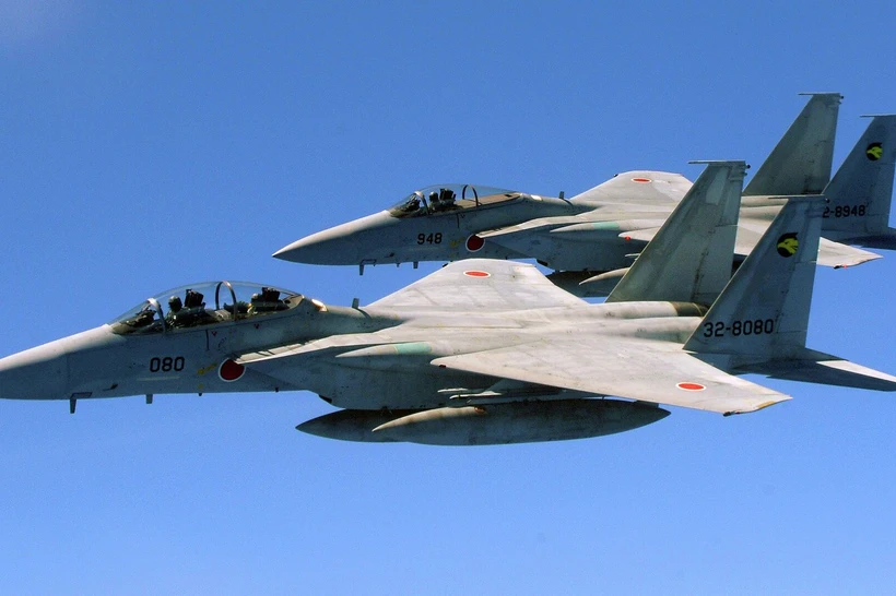 Rossiya va Xitoy harbiy samolyotlari Yaponiya sohillariga yaqinlashdi