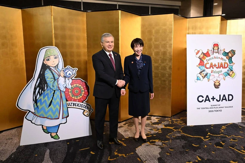 Шавкат Мирзиёев биринчи “Марказий Осиё + Япония” саммитида иштирок этди