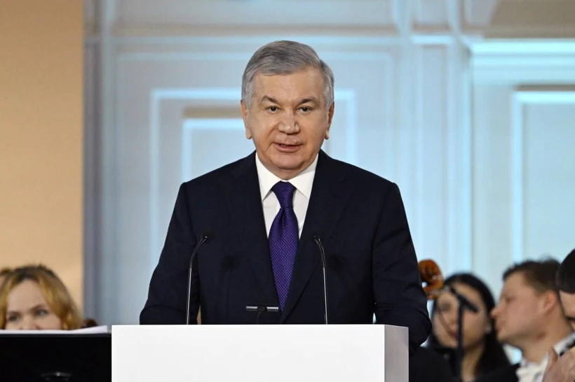 Президент Шавкат Мирзиёевга Лев Толстой номидаги Халқаро тинчлик мукофоти топширилди