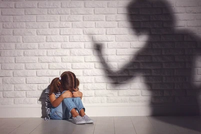 Болаларга нисбатан зўравонлик ҳақида хабар бермаганлар жавобгарликка тортилади