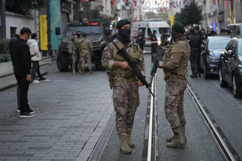 Turkiyada Yangi yil arafasida yuzdan ziyod kishi qoʻlga olindi