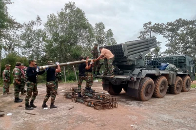 Таиланд ва Камбоджа бир неча ҳафталик қонли тўқнашувлардан сўнг сулҳга келишди