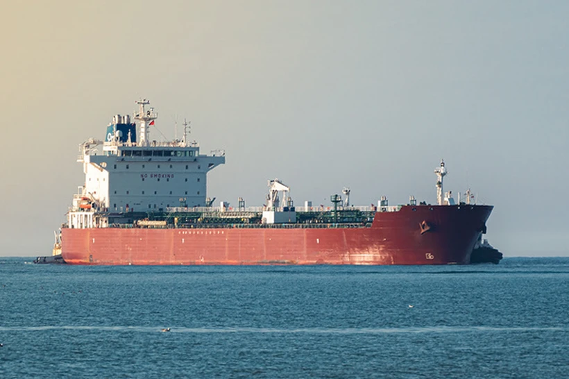 АҚШ Россиянинг нефт танкерини қўлга олди