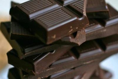 Qora shokolad qarishni sekinlashtiradigan birikmaga boy ekani aniqlandi