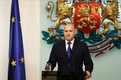 Болгария президенти истеъфога чиқди