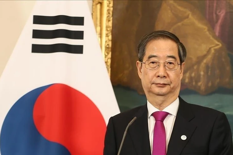 Жанубий Корея собиқ бош вазири 23 йилга қамалди