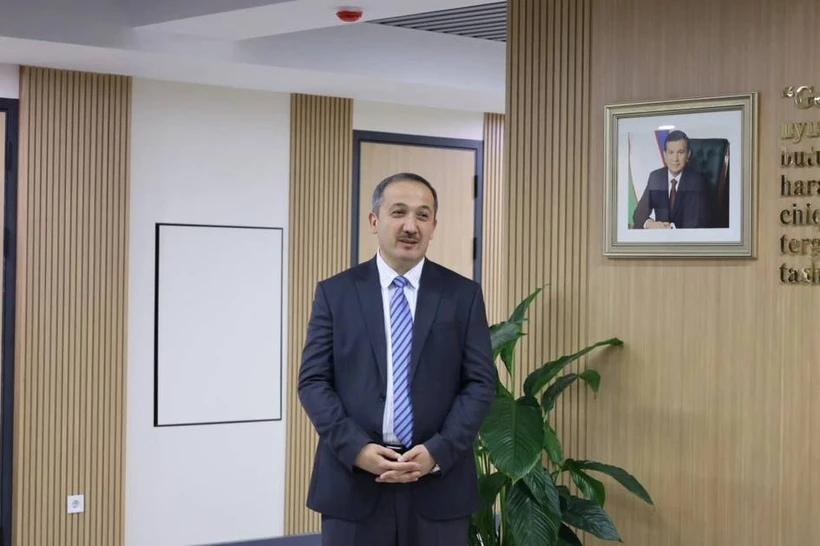 Наркотиклар ва ўқотар қуролларни назорат қилиш агентлиги директори ишдан олинди