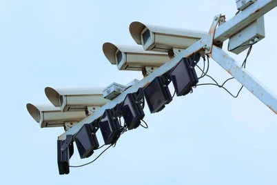 Фото ва видео орқали қайд этиладиган ҳуқуқбузарликларнинг қатъий рўйхати белгиланди