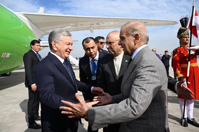 Shavkat Mirziyoyev Pokistonga yetib bordi