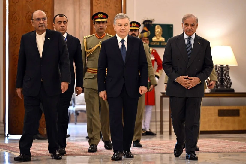 Шавкат Мирзиёев Исломободдаги портлаш сабаб таъзия билдирди