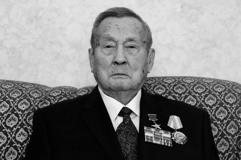 Қорақалпоғистон собиқ раҳбарларидан бири Қаллибек Камалов вафот этди