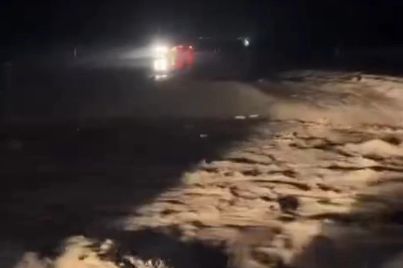 Форишда сел сабаб 30 га яқин хонадонларни сув босди