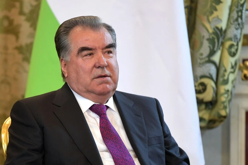 ОАВда Имомали Раҳмоннинг соғлиғи бўйича турли хабарлар тарқалди