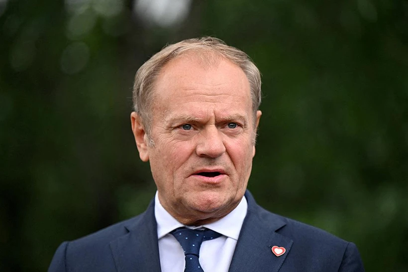 Полша Россиядан совет даври учун компенсация талаб қилмоқчи