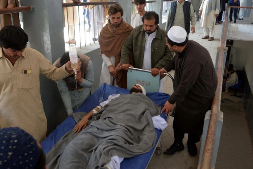 Покистон шимоли-ғарбидаги портлашларда камида 17 киши ҳалок бўлди