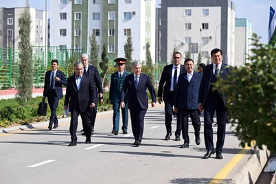 Президент Жарқўрғондаги "Янги Ўзбекистон" массивини бориб кўрди