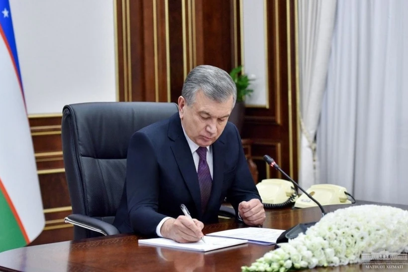 Shavkat Mirziyoyev Ali Xomanaiyning vafoti sabab hamdardlik bildirdi
