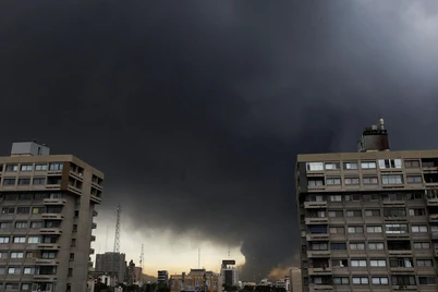 Теҳрон осмонидаги "заҳарли булутлар" Марказий Осиёга қараб ҳаракатланиши мумкин