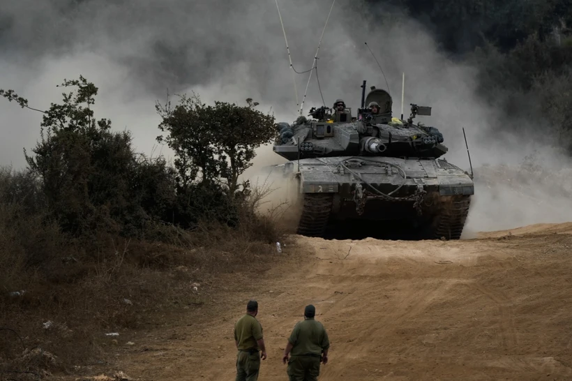 Исроил Ливан ҳудудига аскар киритганини эълон қилди