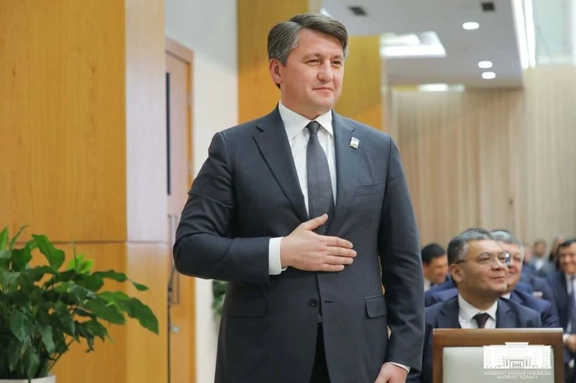 Шавкат Умрзоқов 28 млрд сўмдан ошиқ маблағ ажратиш бўйича қарор имзолади