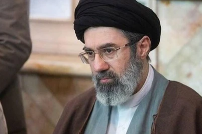 Manba: Eron oliy rahbari AQSh bilan muzokaralarga rozilik berdi