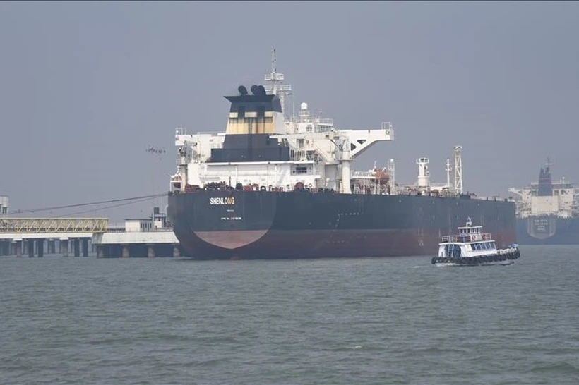 Eron Hormuz boʻgʻozini ayrim davlatlar uchun ochdi