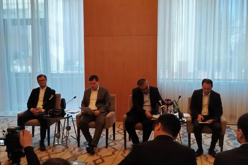 АЁҚШлар ва бошқа жойларда нақдсиз тўлов учун шароитлар яратилади