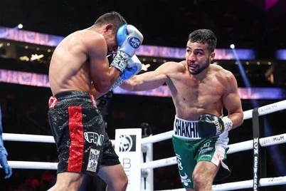 Шаҳрам Ғиёсов Усик-Верховен жанги олдидан рингга чиқади