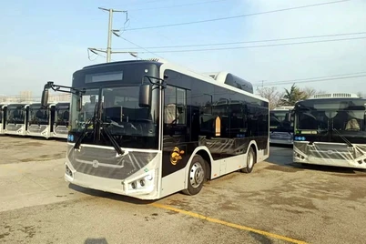 Жиззахда жамоат транспортига ҳақ тўлашда нақд пулдан воз кечилди