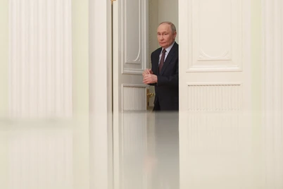 Эҳтимолий суиқасд хавфи сабаб Путинни қўриқлаш кучайтирилди