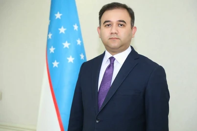 Зойир Мирзаев Нурафшон шаҳар ҳокимини жазолади