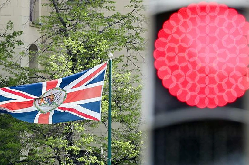 Buyuk Britaniya Rossiya neftiga nisbatan sanksiyalarni yumshatdi