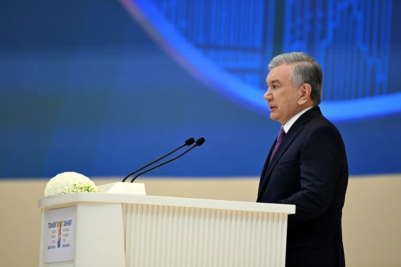 Президент: бу йил Ўзбекистон иқтисодиёти 180 млрд доллардан ошиши кутилади