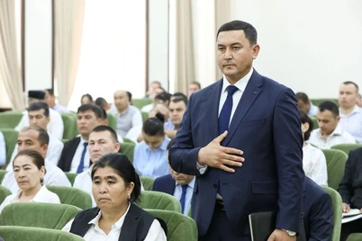 Muzrabot tumani hokimiga "hayfsan" berildi