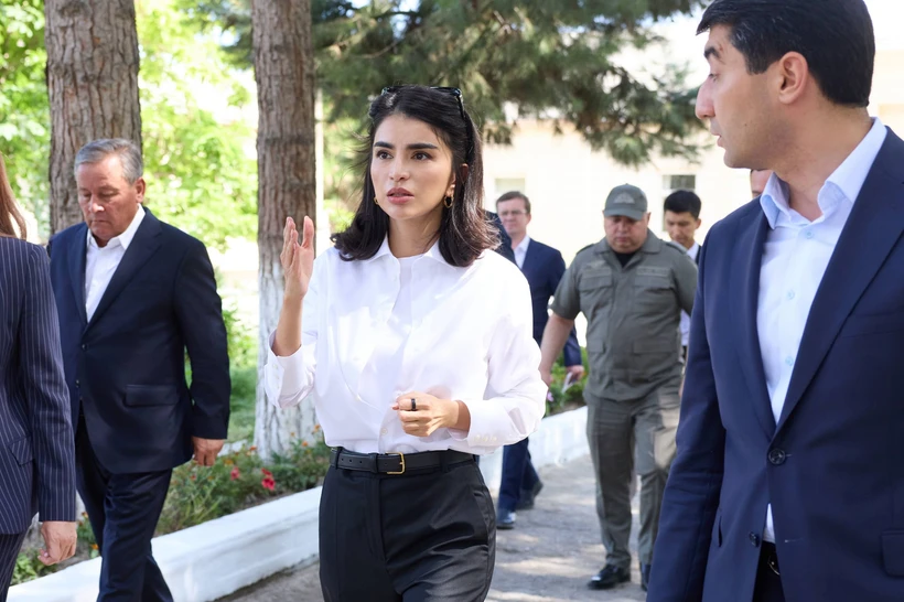 “Одамлар турмушини яхшилашга қаратилган ўзгаришлар ўн йиллаб чўзилмаслиги керак” — Саида Мирзиёева