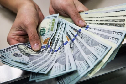 Энди банкдан ҳужжатсиз 500 долларгача валюта сотиб олиш мумкин