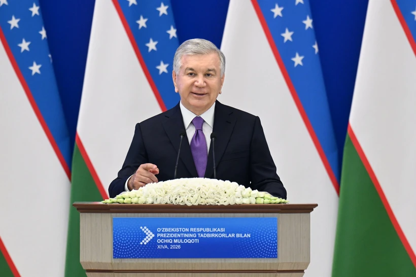 Президентнинг Хоразмда тадбиркорлар билан очиқ мулоқоти бошланди