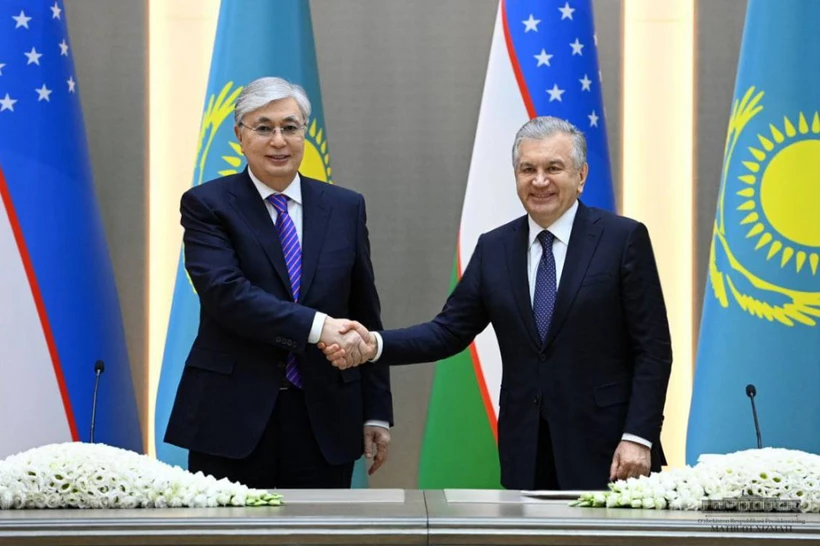 Шавкат Мирзиёев Қозоғистон президентига мактуб йўллади