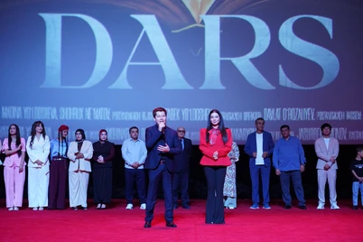 Ustoz qadrini eslatgan “Dars”: kinoteatrlarda qoʻngʻiroq chalindi, endi navbat tomoshabinlarga!